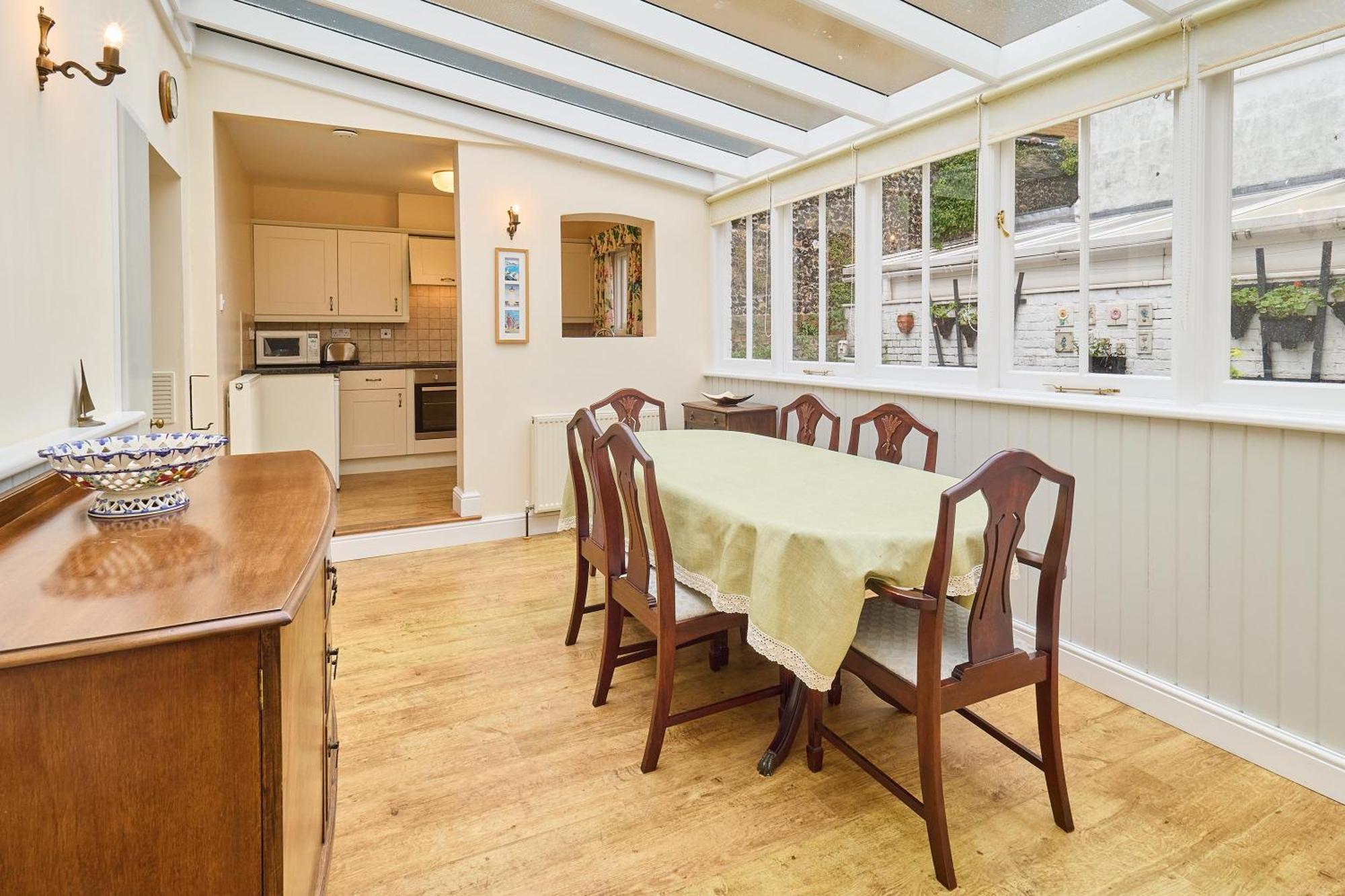 Holiday home Host & - Admiral's Rest